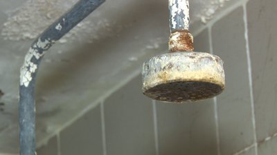 Черкащани просять відремонтувати гуртожиток
