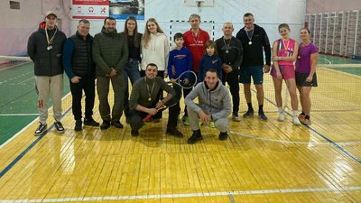 Учасники тенісного турніру в Сумах. 