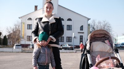 "Ніхто не говорить про економічний розвиток". Яких змін очікують жителі Кельменців після виборів "Ніхто не говорить про економічний розвиток". Яких змін очікують жителі Кельменців після виборів