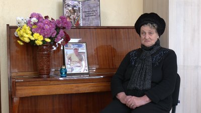 Тітка військовослужбовця Андрія Хованського Любов Середа
