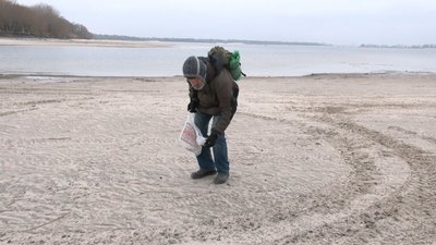 Черкаські археологи на березі Дніпра знайшли кераміку, якій понад три тисячі років Черкаські археологи на березі Дніпра знайшли кераміку, якій понад три тисячі років