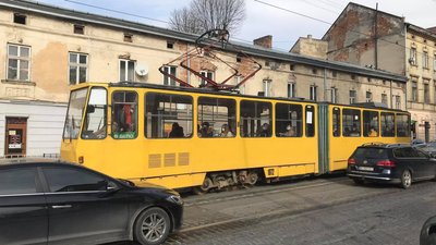У Львові планують підвищити вартість проїзду у громадському транспорті У Львові планують підвищити вартість проїзду у громадському транспорті