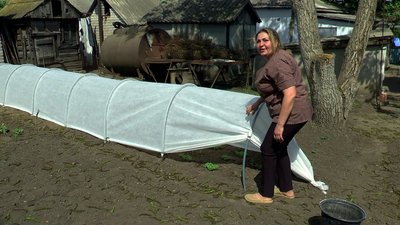 Переселенці з Херсонщини оселилися на Миколаївщині та влаштовують побут
