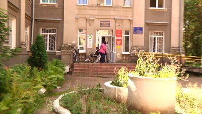 На Житомирщині мешканець хоспісу два роки поспіль не може повернутися додому