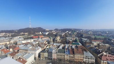 Працівницю Львівської мерії підозрюють у виготовленні документів ухилянтам