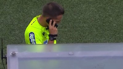 23 компенсовані хвилини та консультації з VAR телефоном. У чемпіонаті Португалії стався скандал через роботу суддів