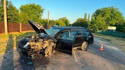 У селі на Волині внаслідок аварії загинули двоє людей, ще чевтеро — в лікарні