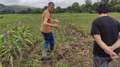 Живуть у школі, ночують на горищі, воду з криниць не п'ють — репортаж з Монастирищини Живуть у школі, ночують на горищі, воду з криниць не п'ють — репортаж з Монастирищини