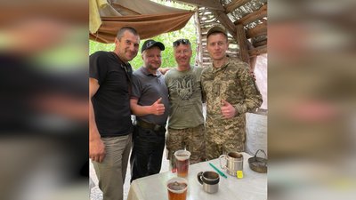 "Бойовий дух наших військових високий, бо про них піклуються" – волонтер з Житомирщини Валерій Місько "Бойовий дух наших військових високий, бо про них піклуються" – волонтер з Житомирщини Валерій Місько