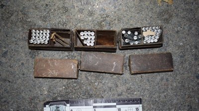 Зброю та боєприпаси виявили правоохоронці Вінниччини в мешканця Миколаєва Зброю та боєприпаси виявили правоохоронці Вінниччини в мешканця Миколаєва