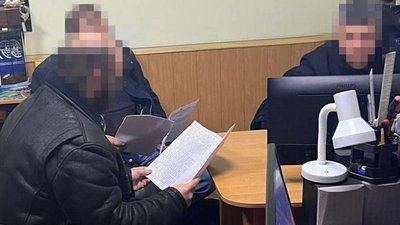 У кропивницькому монастирі знайшли прокремлівську літературу та російську символіку У кропивницькому монастирі знайшли прокремлівську літературу та російську символіку