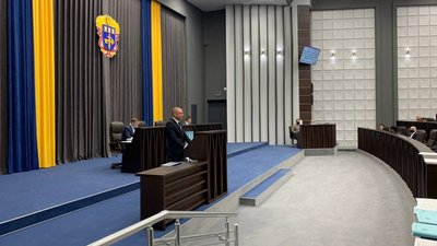 Вакцинація має бути добровільною: депутати Тернопільської облради звернулися до президента
