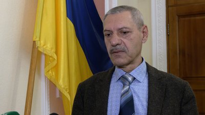 Танк на “Кругу” та таблички із радянською символікою приберуть із вулиць Чернігова: коли та хто має це зробити Танк на “Кругу” та таблички із радянською символікою приберуть із вулиць Чернігова: коли та хто має це зробити