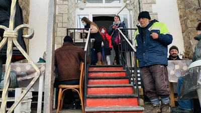 Від 60 до 100 порцій у день: обіди готують благодійники в Ужгороді Від 60 до 100 порцій у день: обіди готують благодійники в Ужгороді