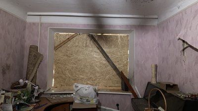 Наслідки ударів по Харкову у квартирі загиблого на фронті фігуриста Дмитра Шарпара, Харків Наслідки ударів по Харкову у квартирі загиблого на фронті фігуриста Дмитра Шарпара, Харків