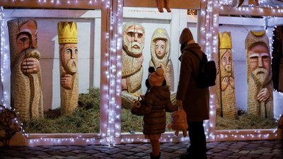 У центрі Львова відкрили різдвяну шопку У центрі Львова відкрили різдвяну шопку