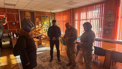 Загиблого військовослужбовця з Христинівки Артура Марʼїна відзначили медаллю