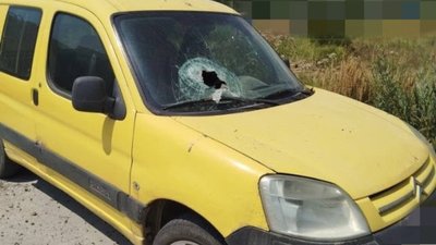 Авто, пошкоджене внаслідок ракетного удару РФ по Одесі 19 липня 2026 року