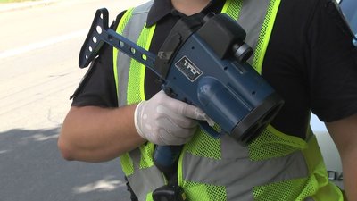 Як у Луцьку вимірюють швидкість руху автомобілів Як у Луцьку вимірюють швидкість руху автомобілів