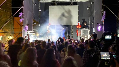 Виступ гурту Ragapop Виступ гурту Ragapop