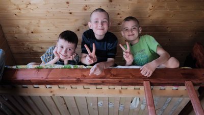 Рідні брати Сашко, Роман та Кирило Рідні брати Сашко, Роман та Кирило