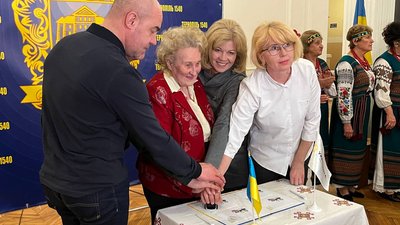 Погасили марку до 155-річчя товариства "Просвіта"