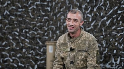 «Вони нас нічим не здивують»: зенітник з Юнаківки збиває російські дрони на Сумщині