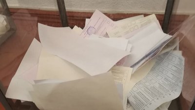 Заступниця голови ДВК на Волині, яка проголосувала замість чоловіка, визнала свою вину