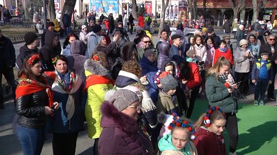 На центральній вулиці Одеси пройшов фестиваль “Масляна на Дерибасівській”