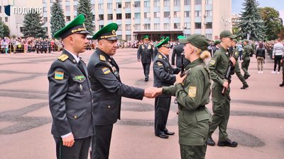 У Хмельницькому курсанти-прикордонники присягли на вірність українському народові