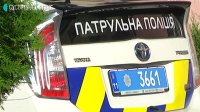 Копів ніхто не бив: у поліції прокоментували нічне відео з Рівного