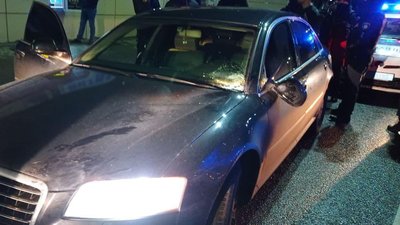 У Черкасах водій на пішохідному переході збив жінку та втік з місця ДТП У Черкасах водій на пішохідному переході збив жінку та втік з місця ДТП