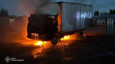 Атака РФ по Новгороду-Сіверському на Чернігівщині 16 червня 2026 року, вантажівки