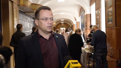 "Перемагаймо разом": у Житомирі відбувся благодійний ярмарок бердичівських школярів "Перемагаймо разом": у Житомирі відбувся благодійний ярмарок бердичівських школярів