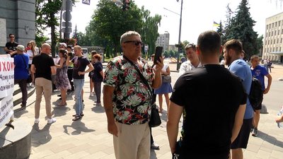 У Житомирі протестувальники вимагали звільнити керівника водоканалу У Житомирі протестувальники вимагали звільнити керівника водоканалу
