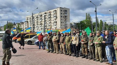 Ветерани АТО у Харкові влаштували автопробіг до Дня перемоги Ветерани АТО у Харкові влаштували автопробіг до Дня перемоги