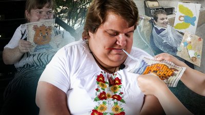 Зубами вишиває картини і віддає їх за донати на ЗСУ: історія Оксани Горницької
