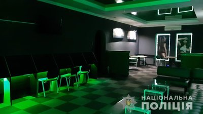 На Житомирщині поліція викрила три підпільні гральні заклади На Житомирщині поліція викрила три підпільні гральні заклади