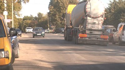 Через Копистин Хмельницького району пролягає дорога місцевого значення Хмельницький-Голосків Через Копистин Хмельницького району пролягає дорога місцевого значення Хмельницький-Голосків