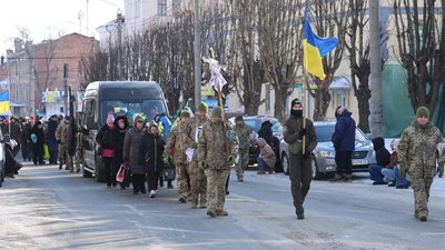 В Умані поховали військовослужбовця ЗСУ Віталія Коломійця
