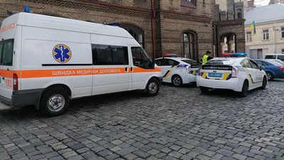 У Львові спецслужби провели відпрацювання "Увага!Спецсигнал" У Львові спецслужби провели відпрацювання "Увага!Спецсигнал"