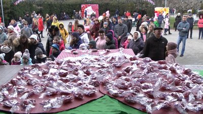 “Свято кохання та шоколаду” до Дня закоханих проходить в Одесі “Свято кохання та шоколаду” до Дня закоханих проходить в Одесі