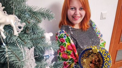 Шопка Христини Глухан, зроблена у техніці модульного оригамі Шопка Христини Глухан, зроблена у техніці модульного оригамі