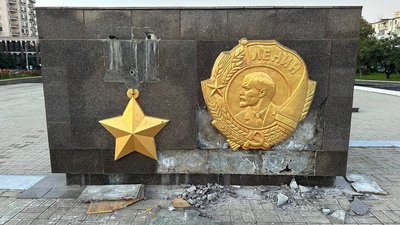 Орден Леніна в Одесі, площа 10 квітня, демонтаж Леніна в Одесі