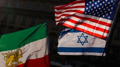 Прапори Ізраїлю Ірану та США