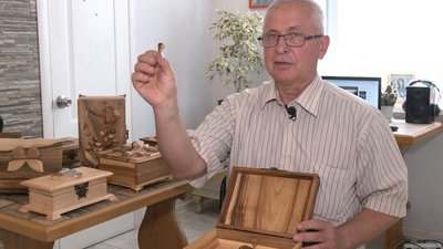 Черкасець виготовляє унікальні роботи із дерева Черкасець виготовляє унікальні роботи із дерева
