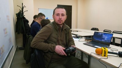 Як в Івано-Франківську проходять курси з конструювання та пілотування дронами