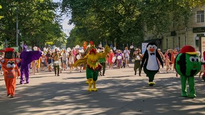 Миколаївський академічний обласний театр ляльок закрив 50-й сезон Миколаївський академічний обласний театр ляльок закрив 50-й сезон