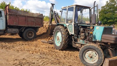 На Вінниччині незаконно видобували глину та виготовляли цеглу На Вінниччині незаконно видобували глину та виготовляли цеглу