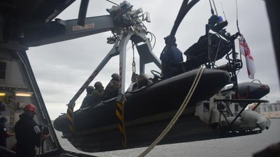На британському есмінці, що пришвартувався в Одесі, провели навчання ССО України